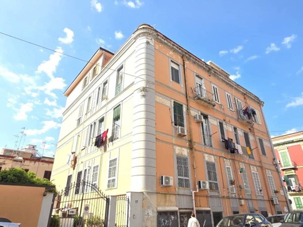 appartamento in vendita a Napoli in zona Pendino / San Giuseppe