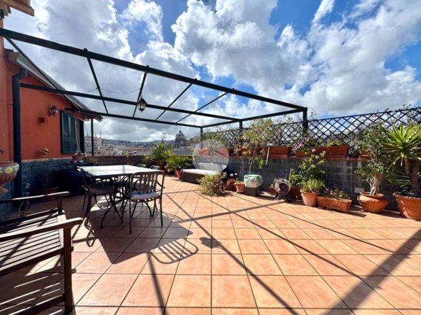 appartamento in vendita a Napoli in zona Pendino / San Giuseppe