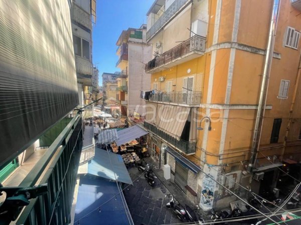 appartamento in vendita a Napoli in zona Pendino / San Giuseppe