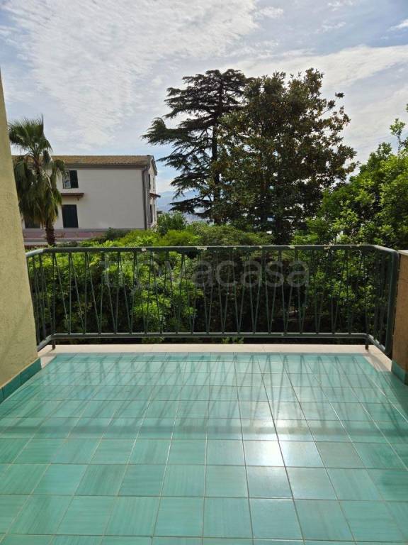 appartamento in vendita a Napoli in zona Posillipo