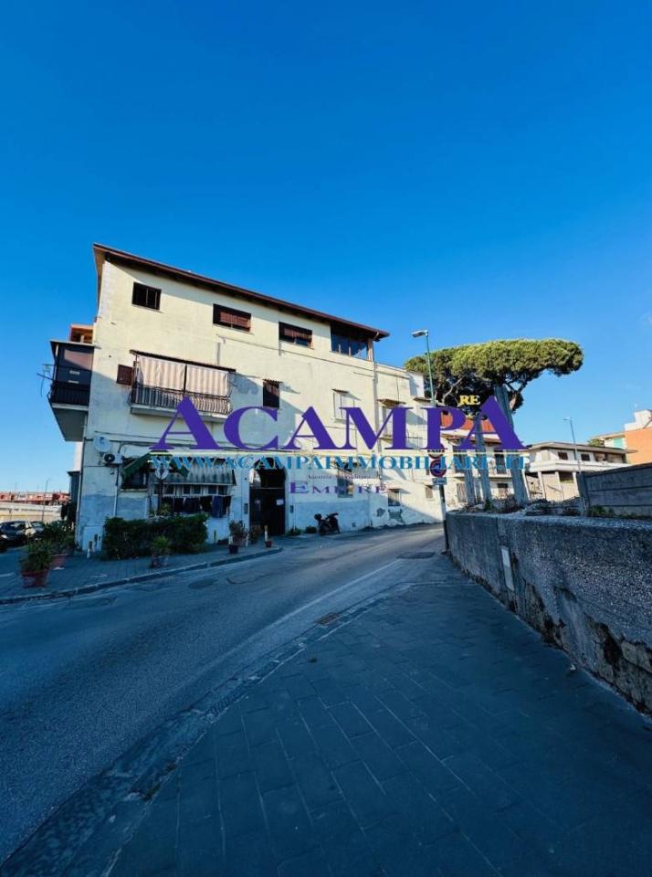 appartamento in vendita a Napoli in zona Miano