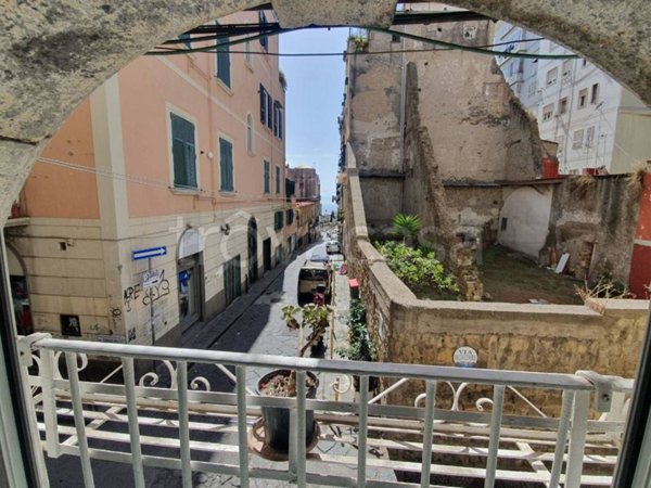 appartamento in vendita a Napoli in zona Vomero