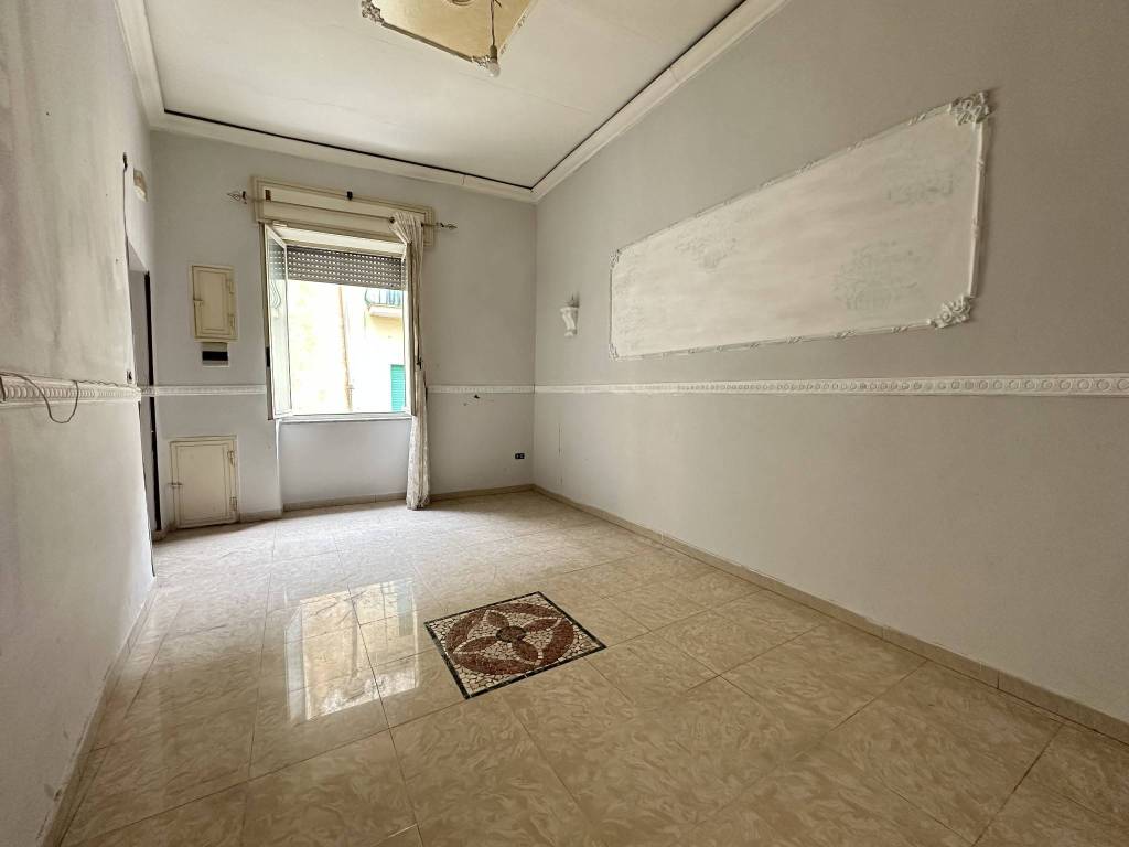 appartamento in vendita a Napoli in zona Pendino / San Giuseppe