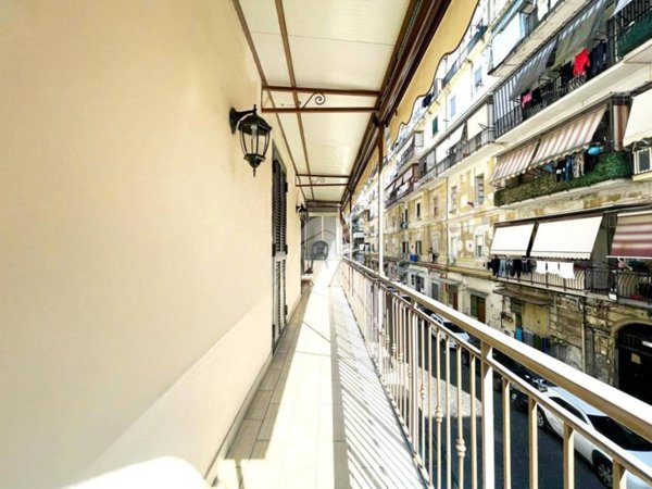 appartamento in vendita a Napoli in zona Mercato