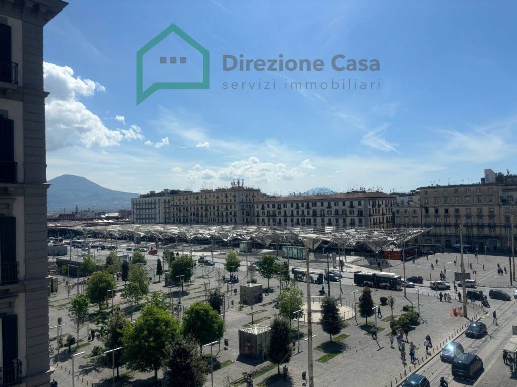 appartamento in vendita a Napoli in zona Pendino / San Giuseppe