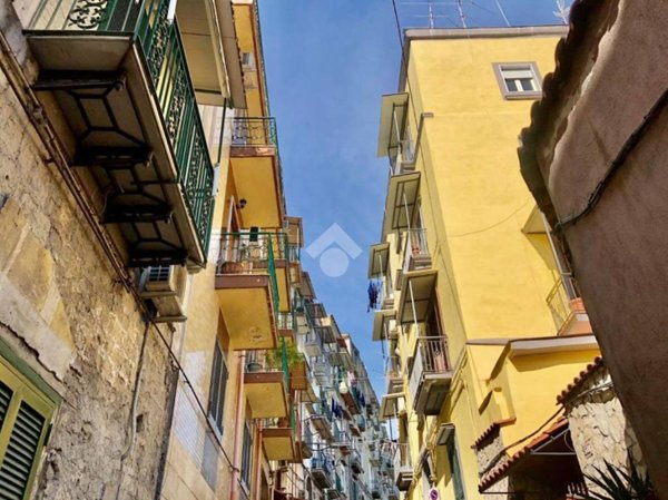 appartamento in vendita a Napoli in zona Stella