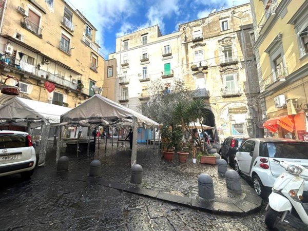 appartamento in vendita a Napoli