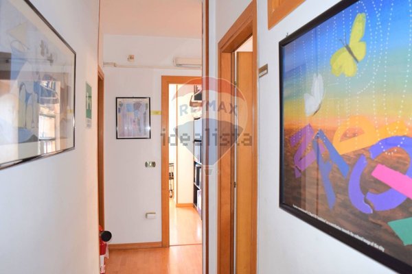 appartamento in vendita a Napoli in zona Pendino / San Giuseppe