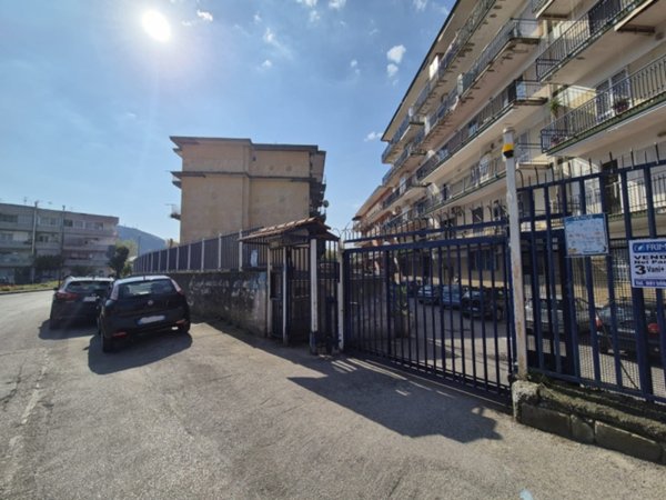 appartamento in vendita a Napoli in zona Secondigliano