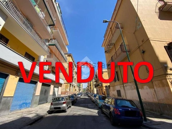 appartamento in vendita a Napoli in zona Bagnoli