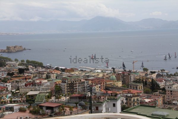 appartamento in vendita a Napoli in zona Vomero