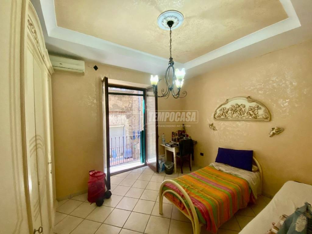 appartamento in vendita a Napoli in zona Pendino / San Giuseppe
