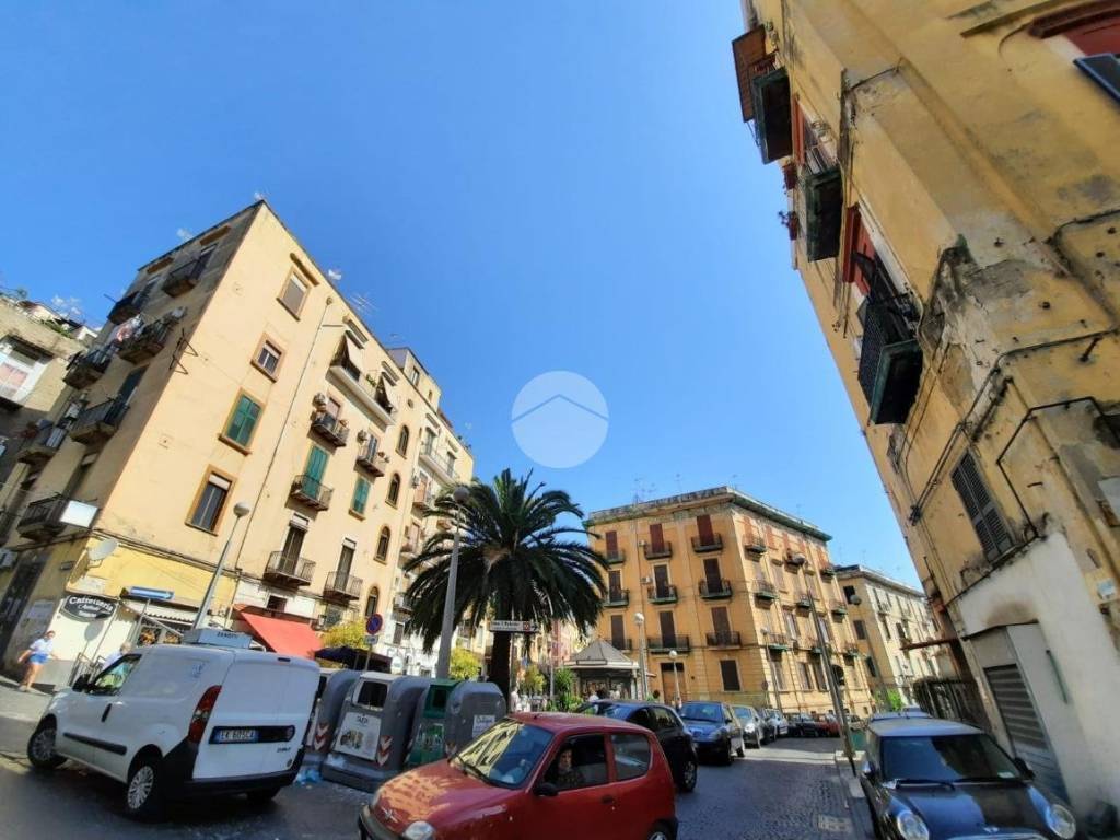 appartamento in vendita a Napoli in zona Avvocata
