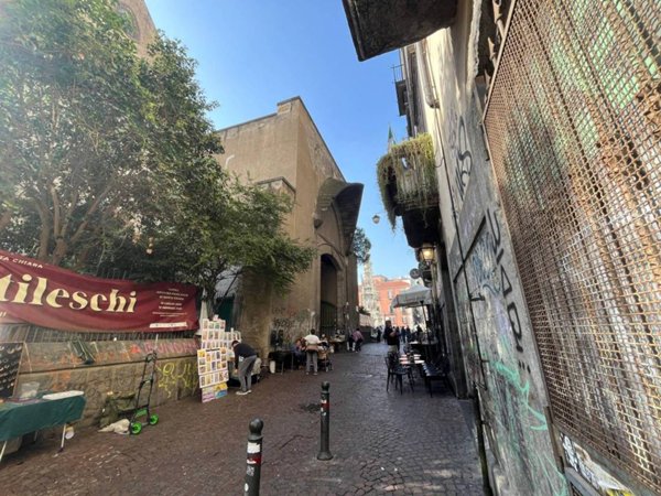 negozio in vendita a Napoli
