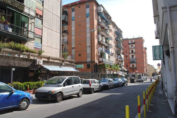 appartamento in vendita a Napoli in zona Fuorigrotta