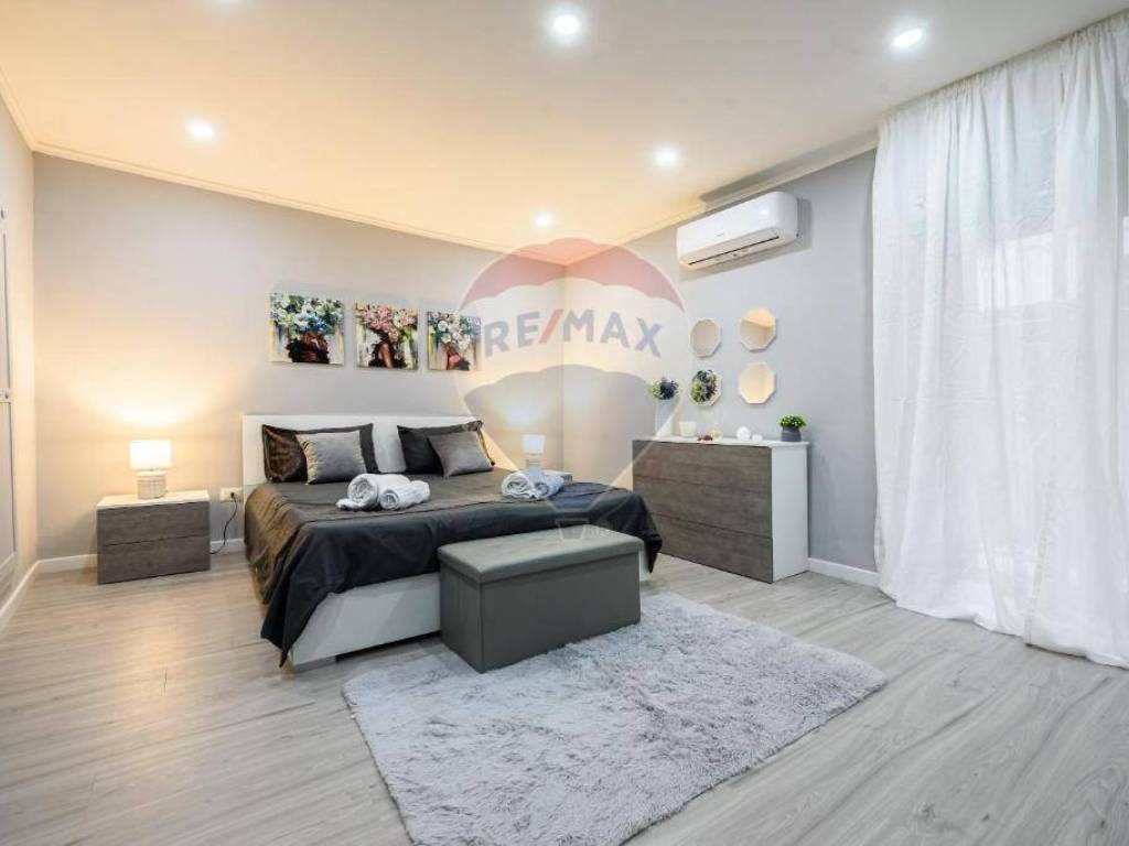 appartamento in vendita a Napoli in zona Pendino / San Giuseppe