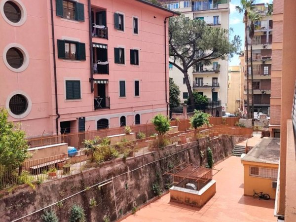 appartamento in vendita a Napoli in zona Arenella