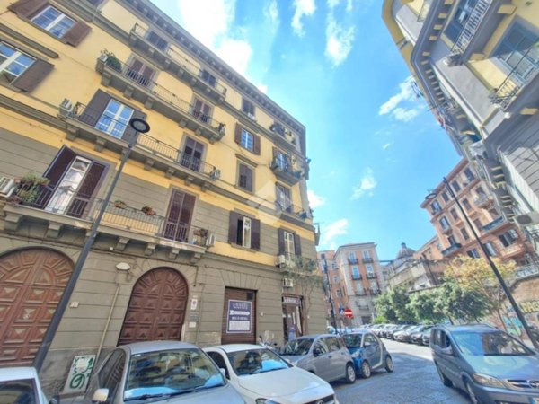 appartamento in vendita a Napoli