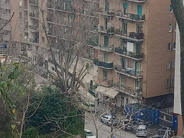 appartamento in vendita a Napoli in zona Fuorigrotta