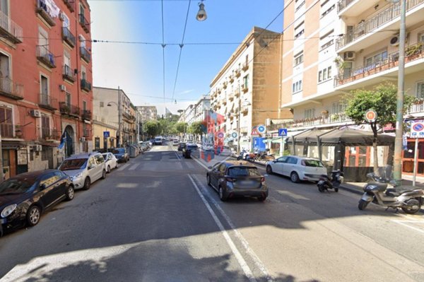 appartamento in vendita a Napoli in zona Stella