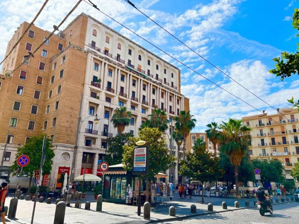 appartamento in vendita a Napoli in zona Montecalvario