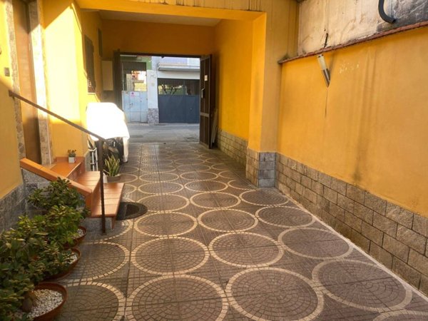 appartamento in vendita a Napoli in zona Ponticelli