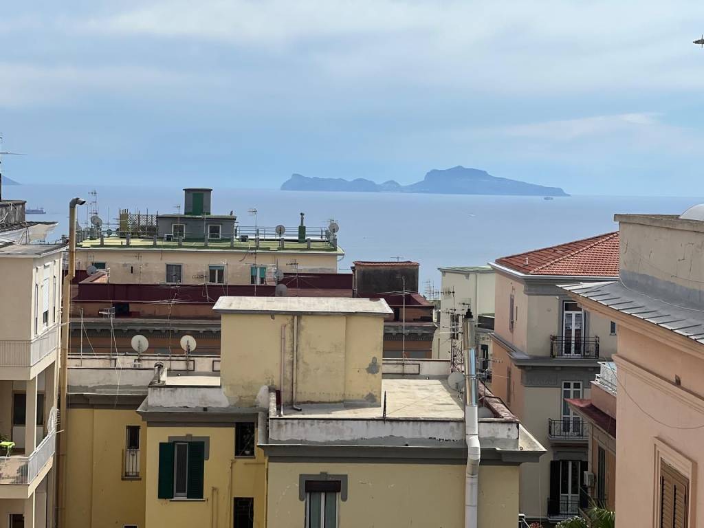 appartamento in vendita a Napoli in zona Vomero