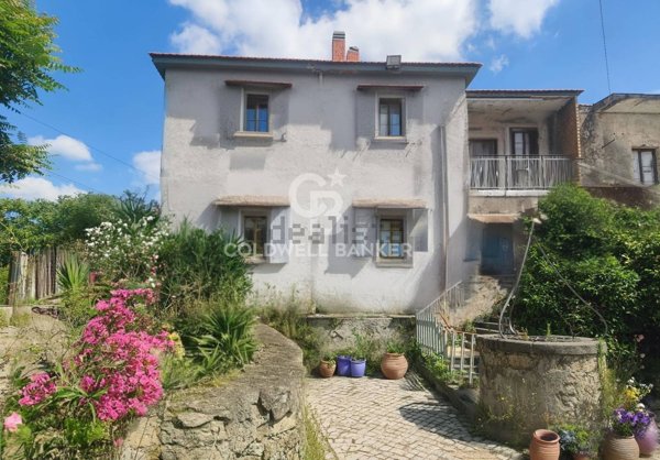 casa indipendente in vendita a Napoli in zona Chiaiano