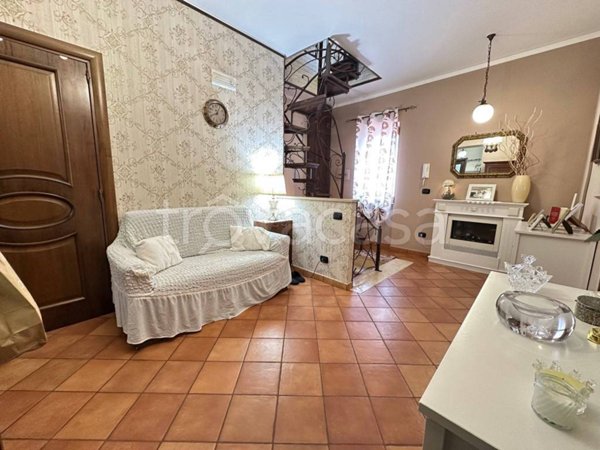 appartamento in vendita a Napoli in zona Chiaiano