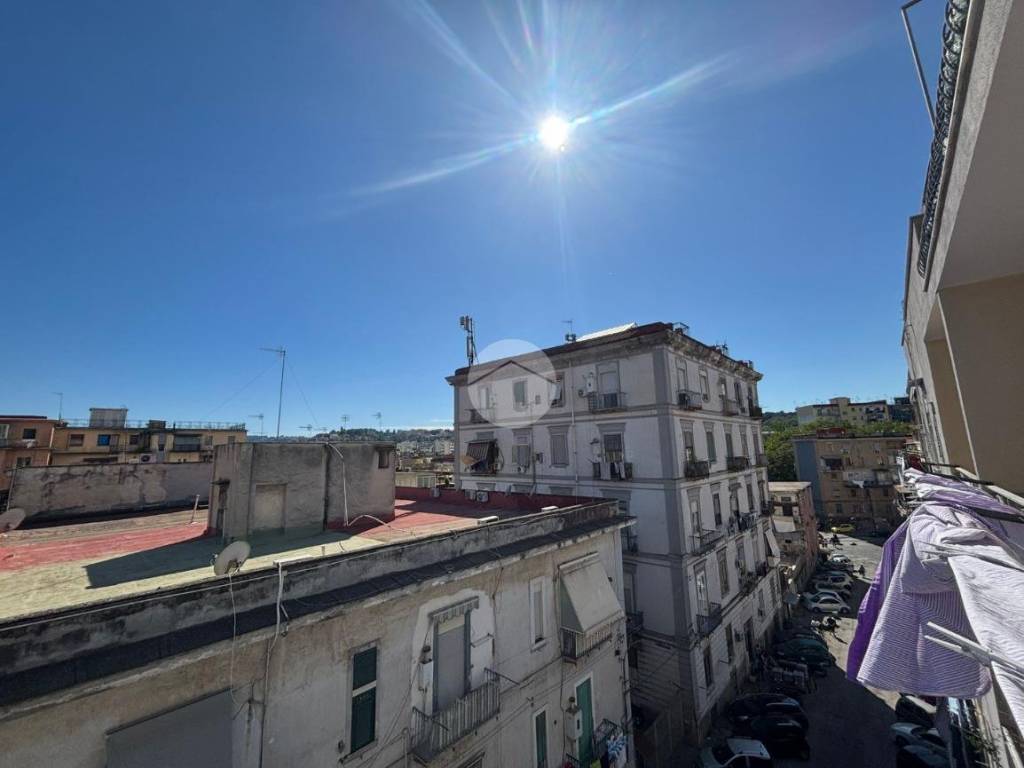 appartamento in vendita a Napoli in zona Secondigliano