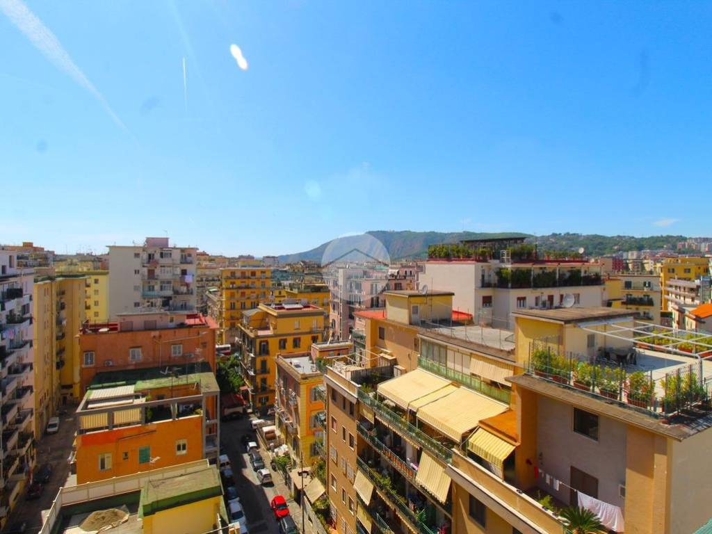 appartamento in vendita a Napoli in zona Vomero