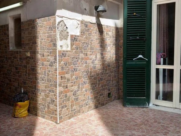 appartamento in vendita a Napoli in zona Stella
