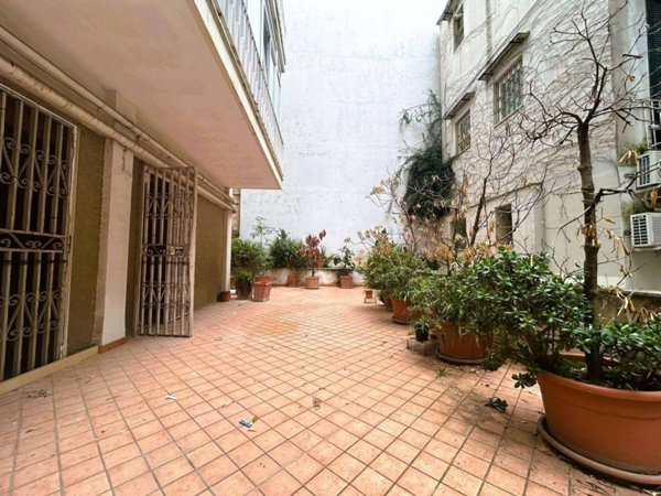 appartamento in vendita a Napoli in zona Vomero