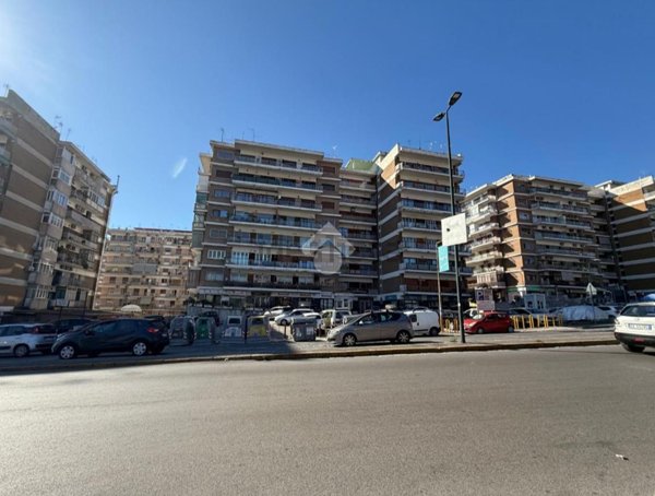appartamento in vendita a Napoli in zona Fuorigrotta