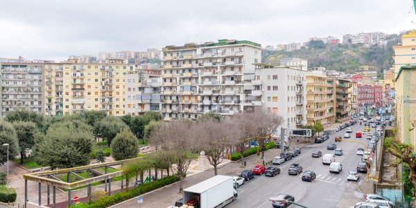appartamento in vendita a Napoli in zona Fuorigrotta
