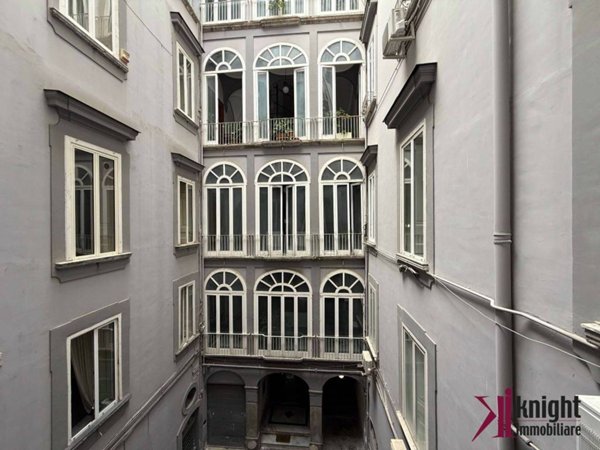 appartamento in vendita a Napoli in zona Stella