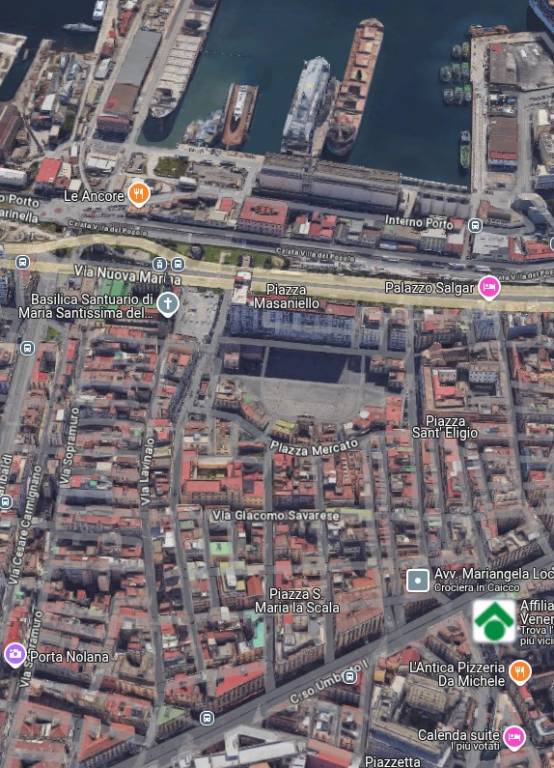 appartamento in vendita a Napoli in zona Mercato