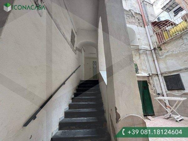 appartamento in vendita a Napoli in zona Mercato