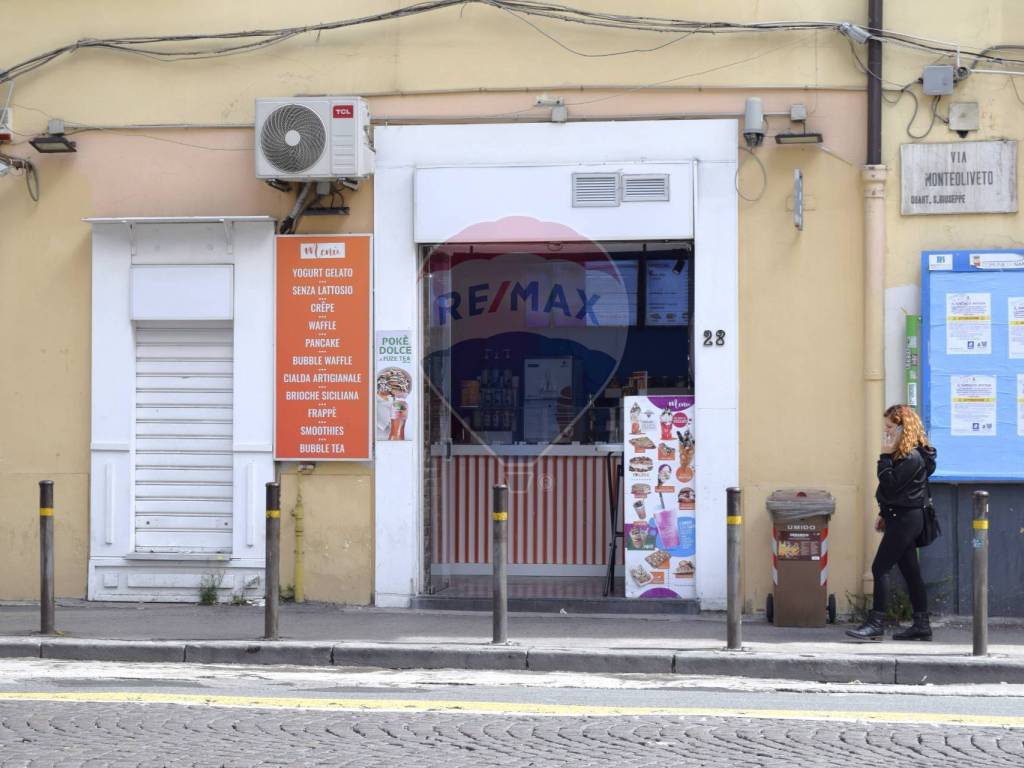 negozio in vendita a Napoli