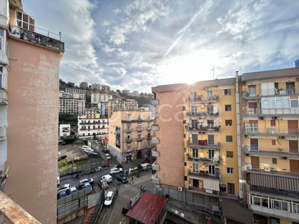 appartamento in vendita a Napoli in zona Fuorigrotta