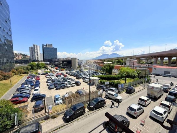 appartamento in vendita a Napoli in zona Poggioreale