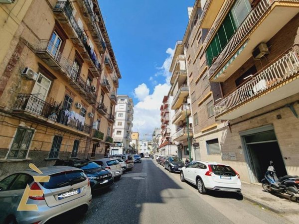 negozio in vendita a Napoli