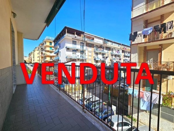 appartamento in vendita a Napoli in zona Bagnoli