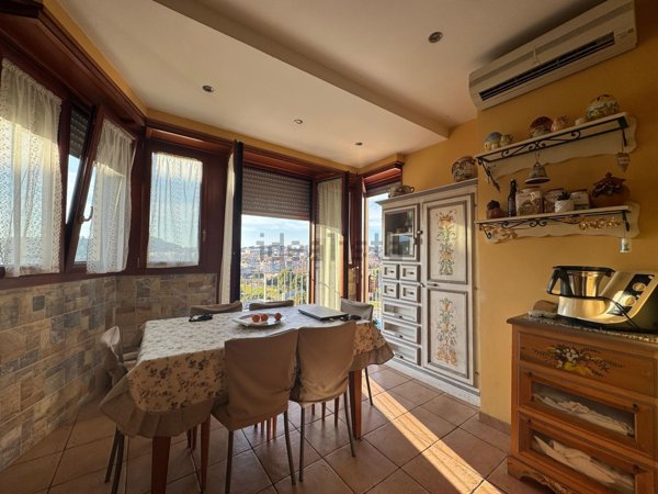 appartamento in vendita a Napoli in zona Soccavo