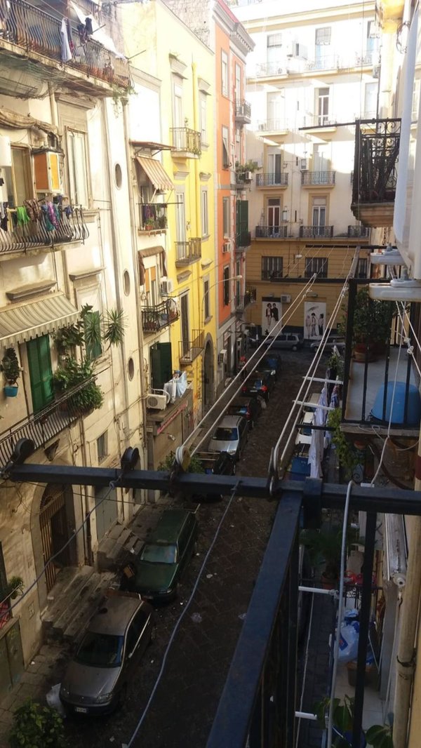 appartamento in vendita a Napoli in zona Pendino / San Giuseppe