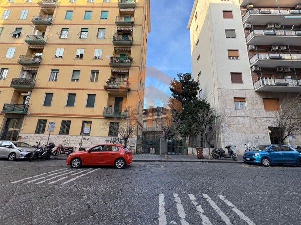 appartamento in vendita a Napoli in zona Arenella