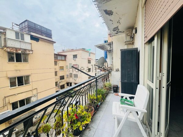 appartamento in vendita a Napoli in zona Fuorigrotta