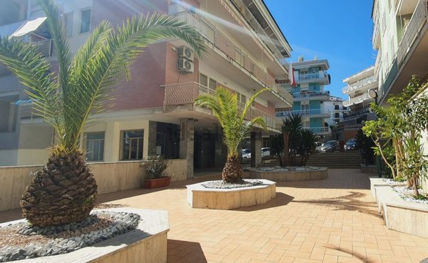 appartamento in vendita a Napoli in zona Capodimonte / Colli Aminei