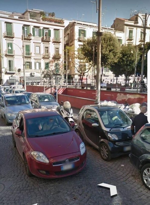 appartamento in vendita a Napoli in zona Stella
