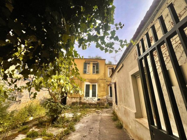 appartamento in vendita a Napoli in zona Fuorigrotta